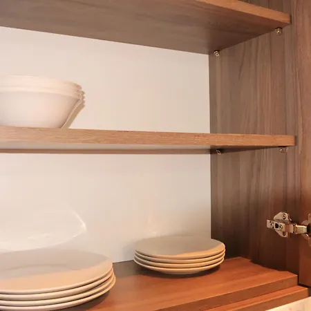 The Bijou - Stylish Centre Space - Fully Furnished - 24-7 Secure Access & Free Wifi