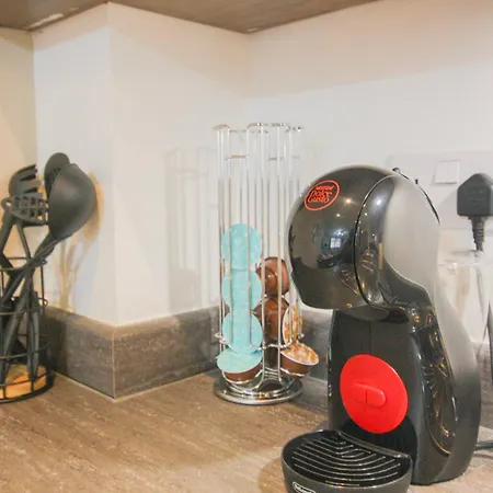 The Bijou - Stylish Centre Space - Fully Furnished - 24-7 Secure Access & Free Wifi Apartment